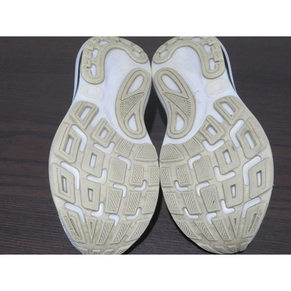 Brooks Adrenaline GTS 24 Womens 9.5 Shoes Running Walking White 1204261B126